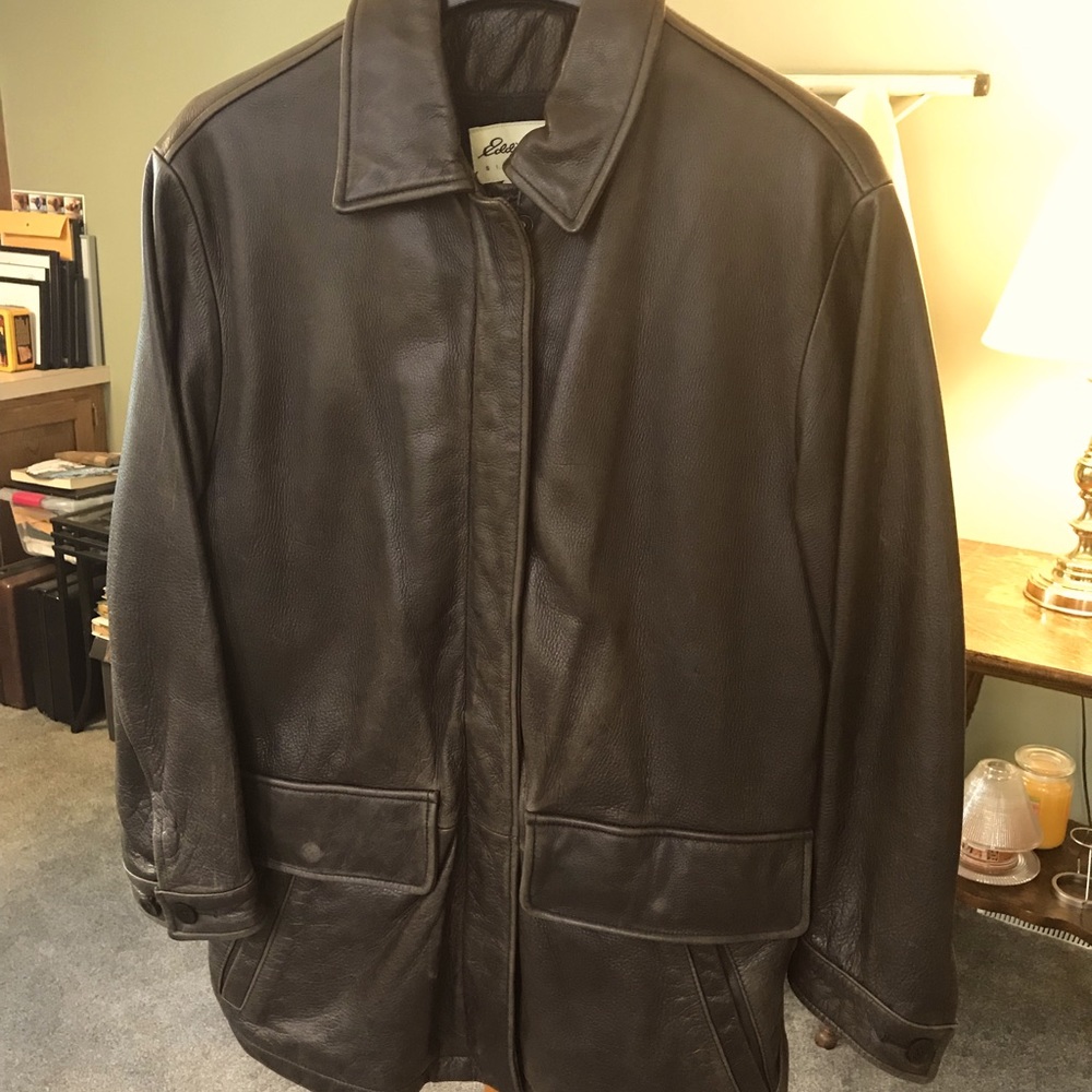Eddie Bauer Woman’s Vintage Leather Jacket M